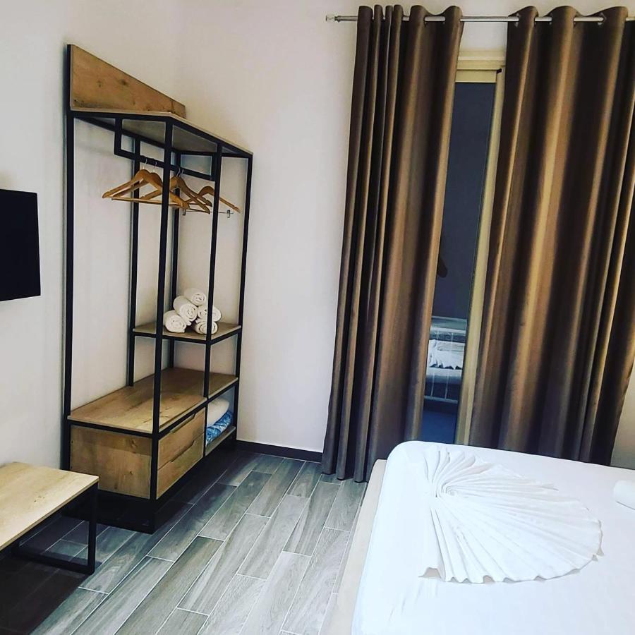 Hotel Noel Vlorë 외부 사진
