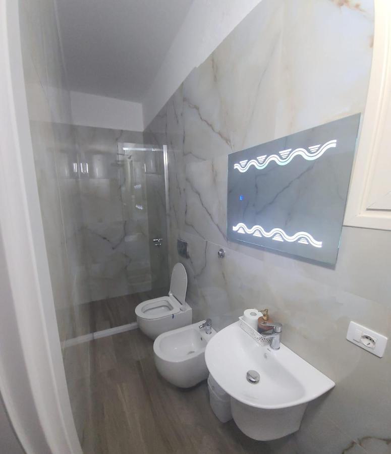 Hotel Noel Vlorë 외부 사진