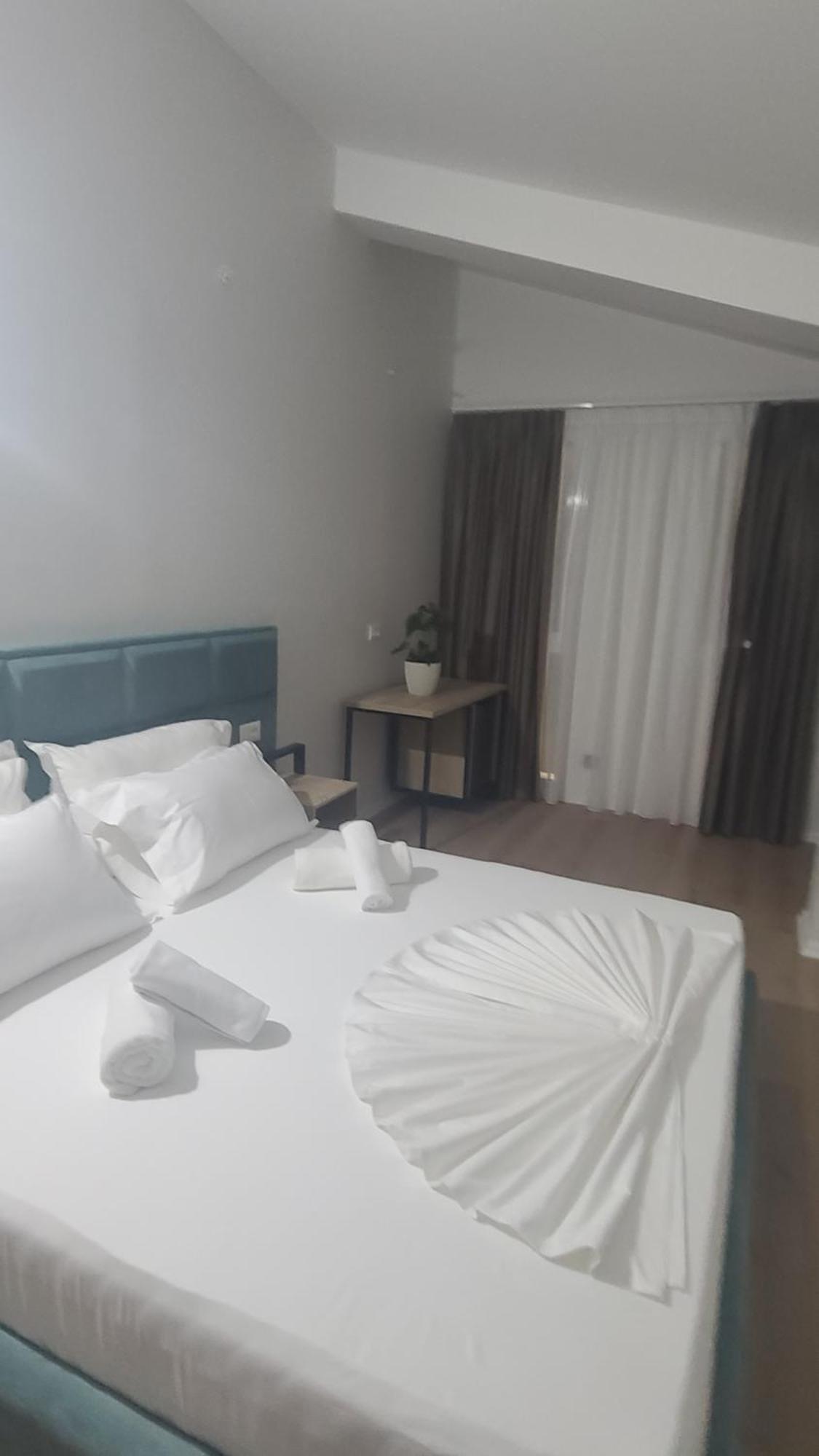 Hotel Noel Vlorë 외부 사진